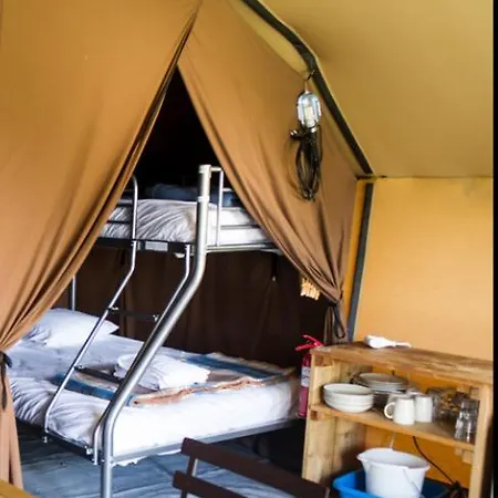 Onlycamp De La Vegre *